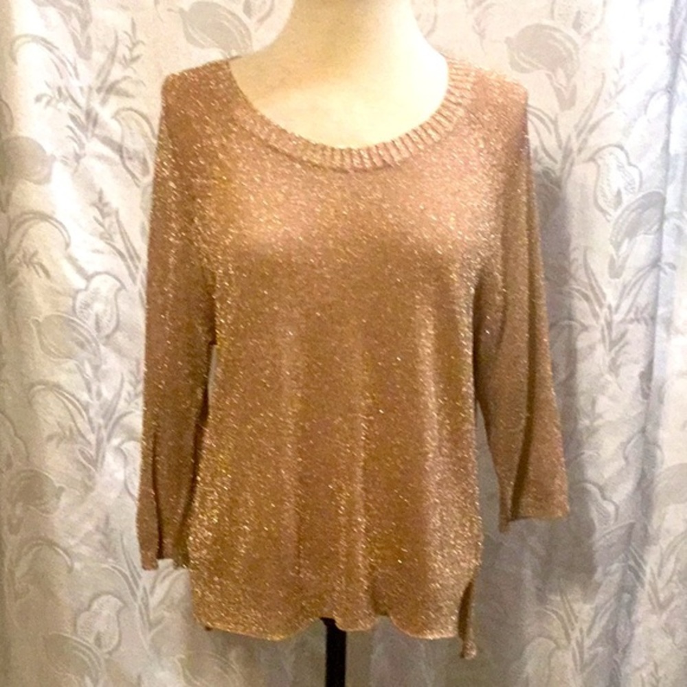 ONE7SIX GOLD METALLIC 3/4 SLEEVE SWEATER SIZE M